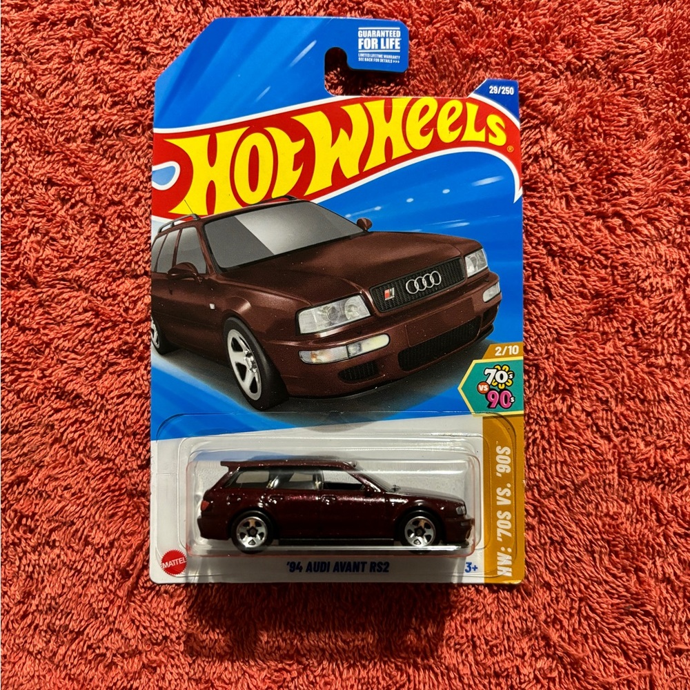 Hot Wheels '94 Audi Avant RS2 - Red